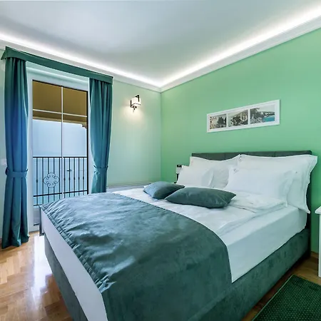 Hotel Domino