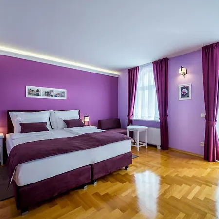 Otel Domino 4*