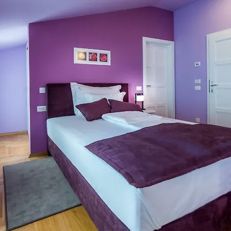 Domino Otel